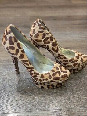 Jessica Simpson Leopard Print Calf Hair Platform Heels (Size 7.5)